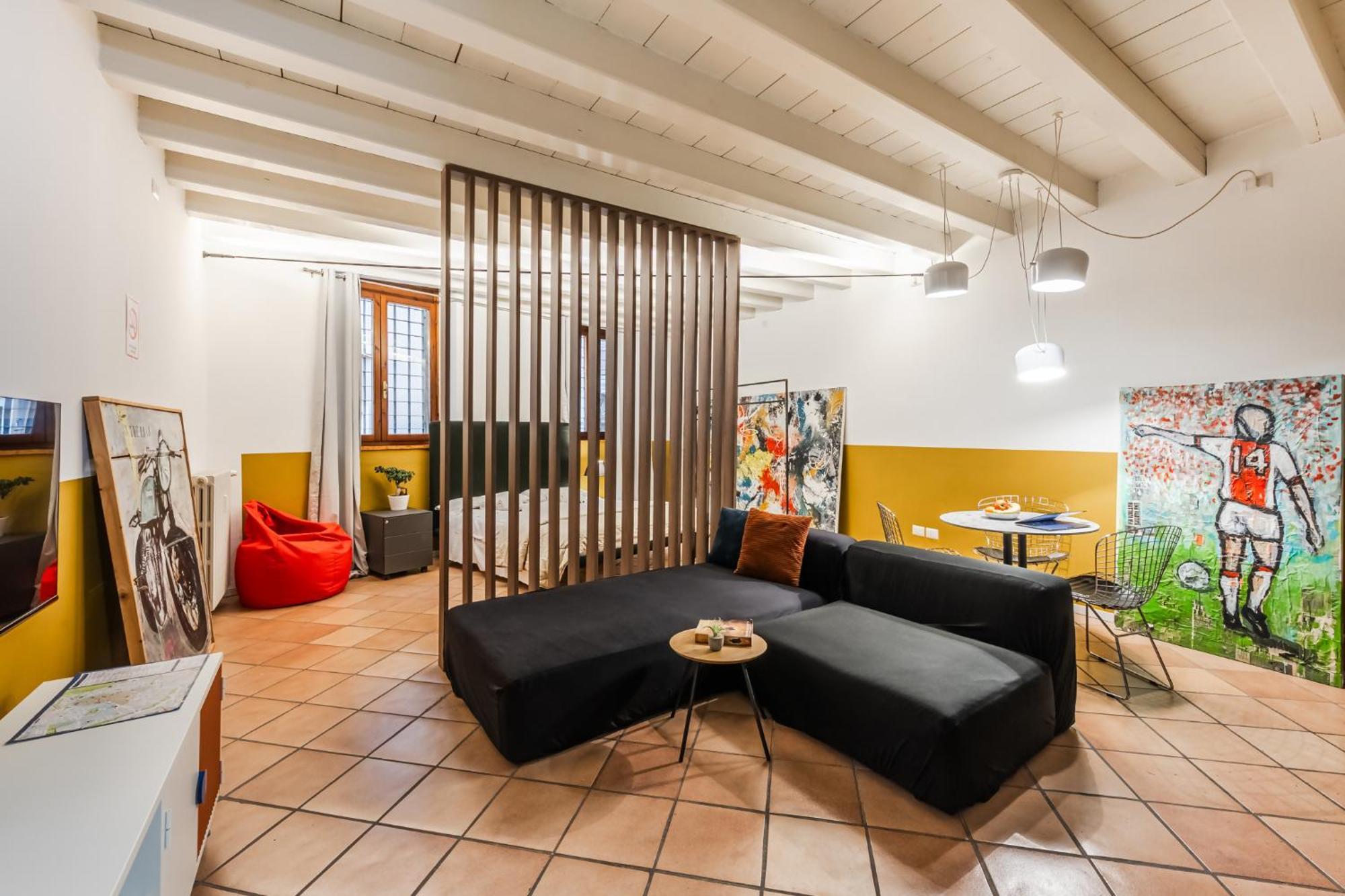 Riverwalk Al Castello Indipendent Apartments Верона Екстериор снимка