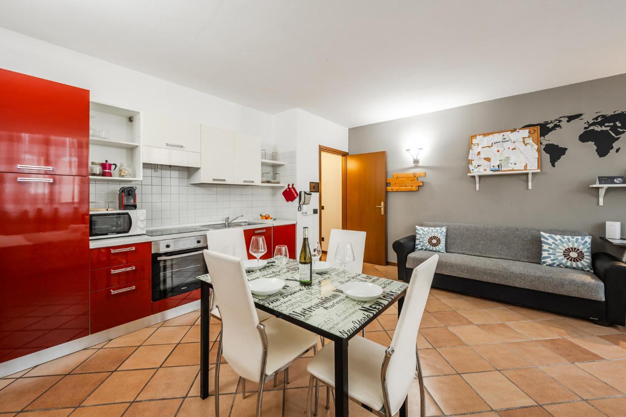 Riverwalk Al Castello Indipendent Apartments Верона Екстериор снимка